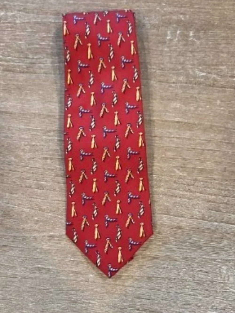 Salvatore Ferragamo Red Ribbon Symbol Silk Men's Neck Tie (3.75